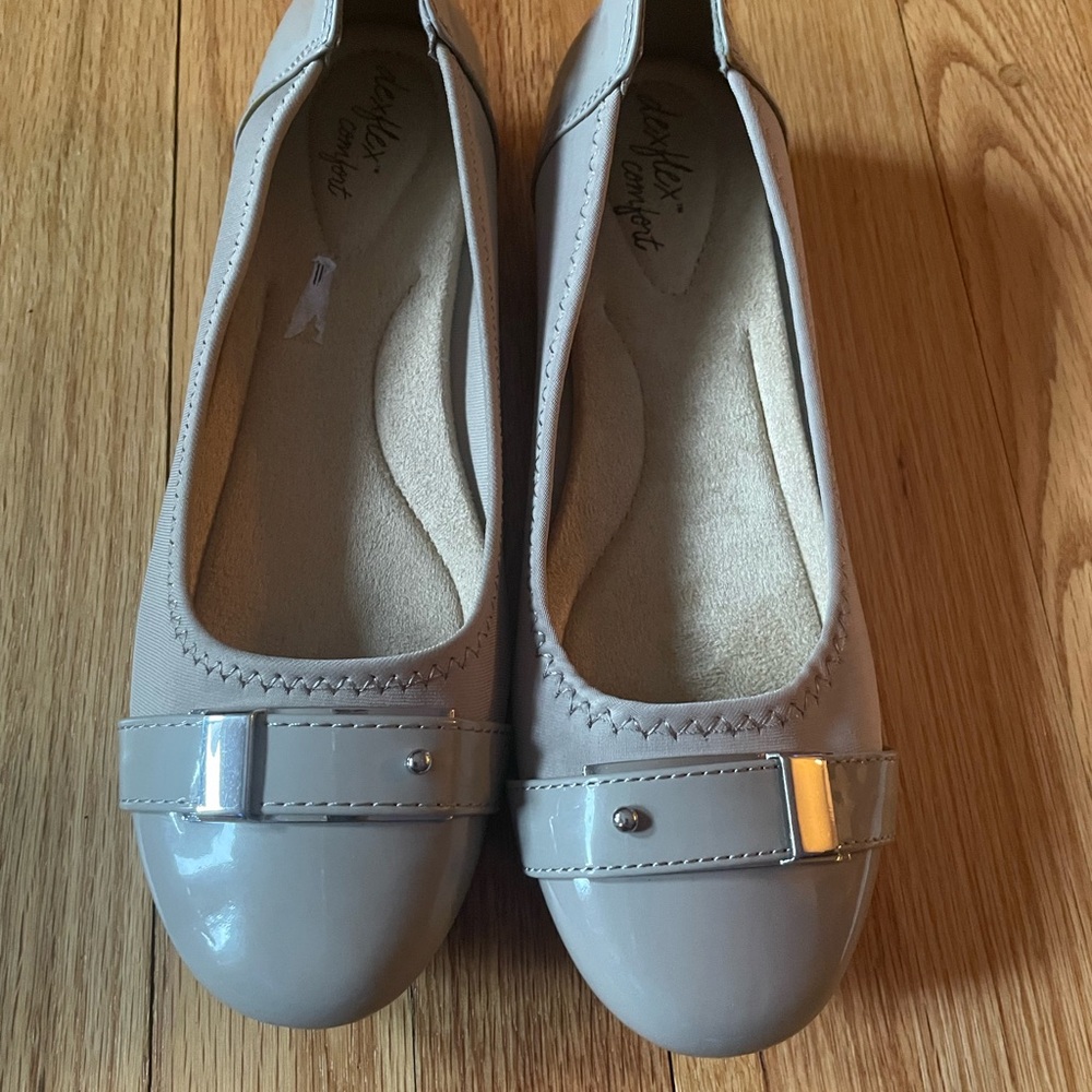 DexFlex Comfort Women's Taupe Flats